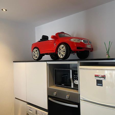 Apartamento En Madrid Rio Con Parking Gratuito Eksteriør billede