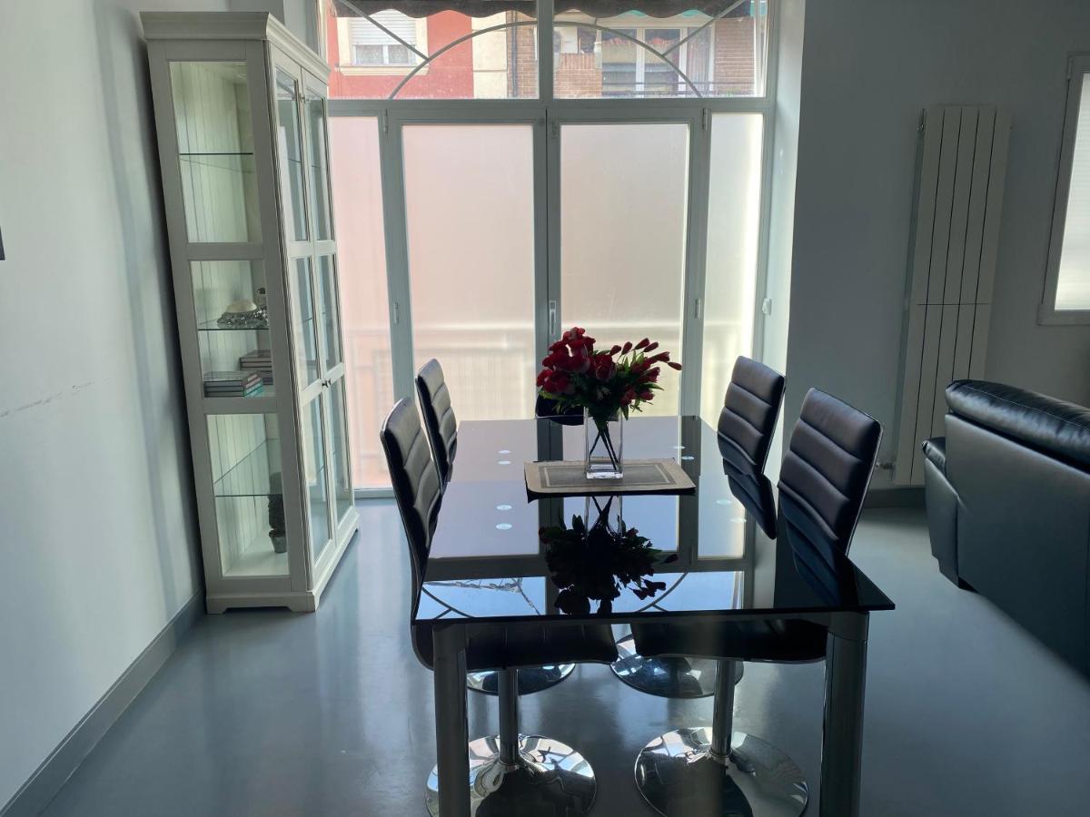 Apartamento En Madrid Rio Con Parking Gratuito Eksteriør billede